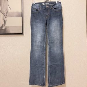 Wrangle women’s bootcut jeans 7x32